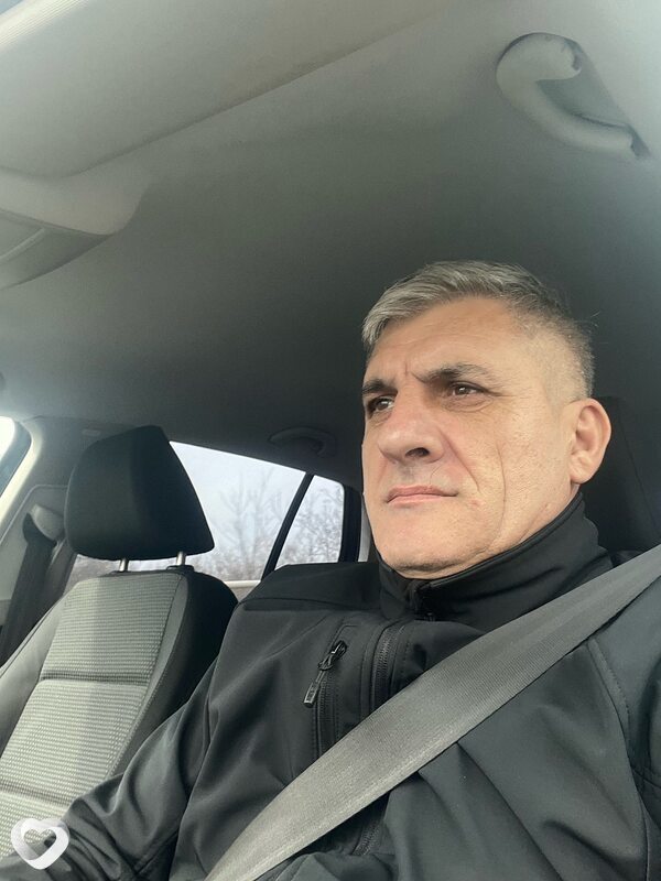 Sakalu, București