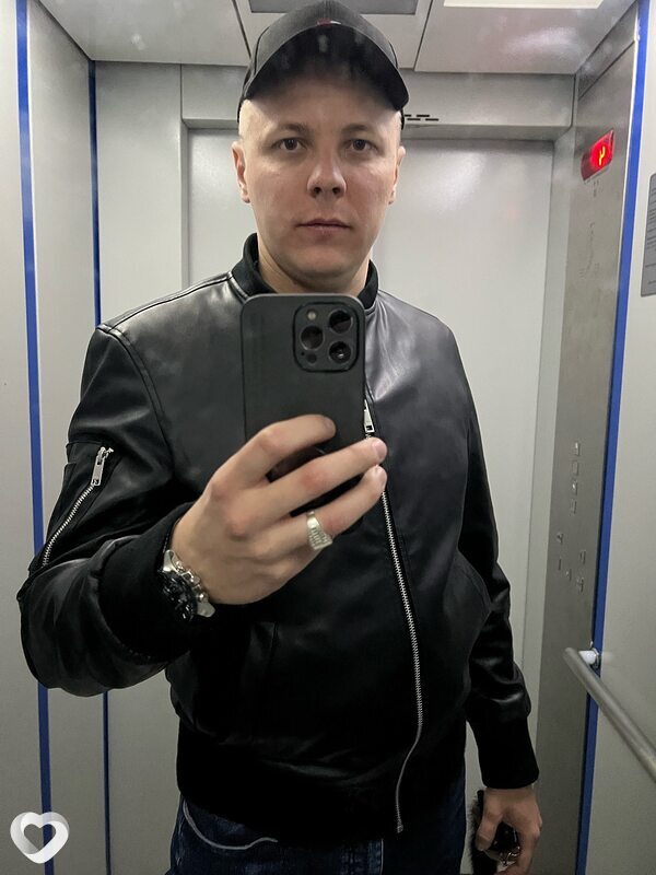 Александр, 32, Омске — анкета №1769190