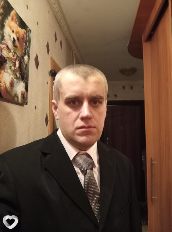 Михаил, Коммунар
