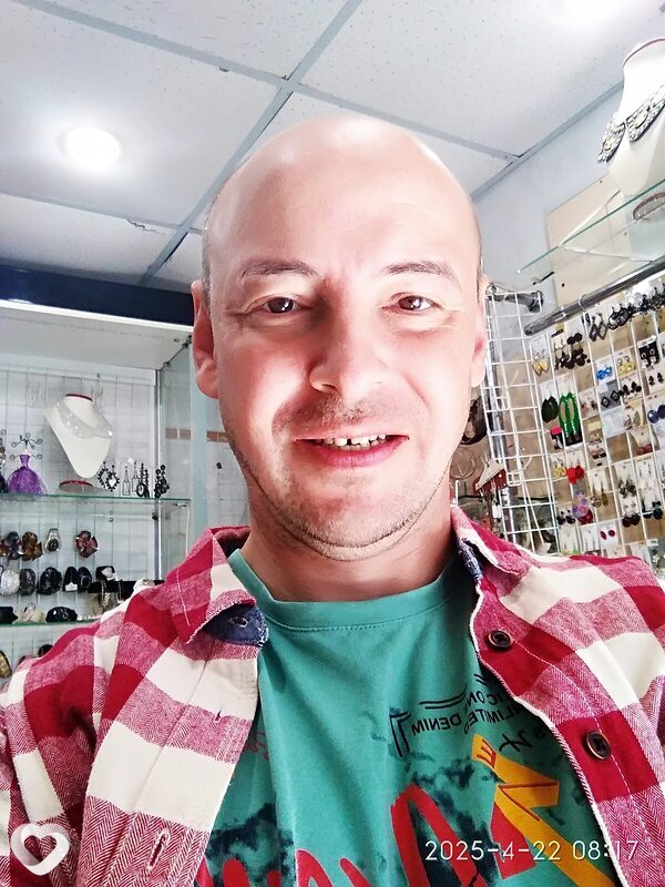 Роман, 39, Горловке — анкета №1770701