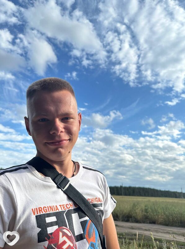 Назарий, 23, Старом Осколе — анкета №1771285