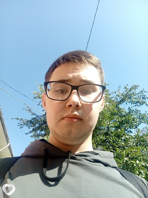 Максим, 21, Минске — анкета №1775721