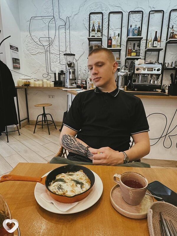 Владимир, 21, Кирове — анкета №1776332