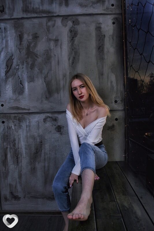 Анна, 24, Москве — анкета №1776299