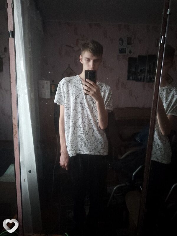 Кирилл, 20, Выксе — анкета №1776539