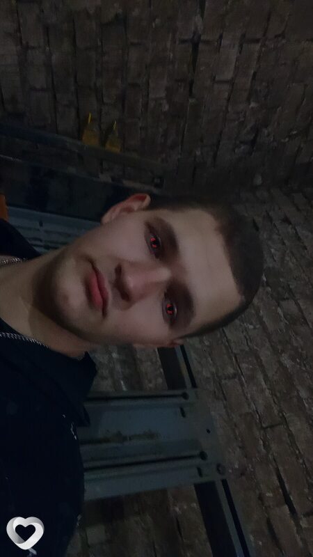 Матвей, 19, Москве — анкета №1778587