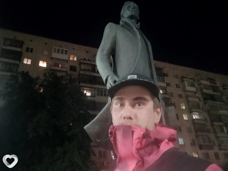 Иван, 22, Южноуральске — анкета №1780228
