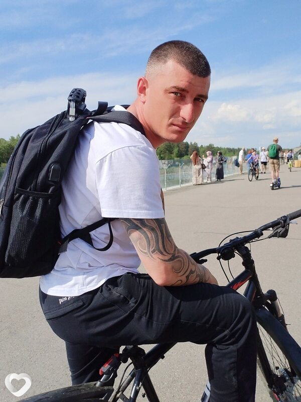 Кирилл, 31, Ангарске — анкета №1780687