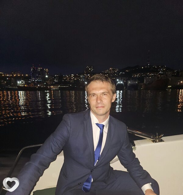 Дмитрий, 37, Новоалтайске — анкета №1782392