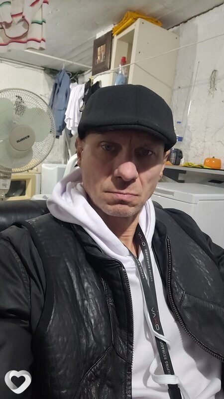 Roni, Холон