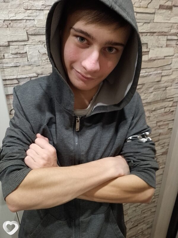 Данила, 20, Энгельсе — анкета №1785227