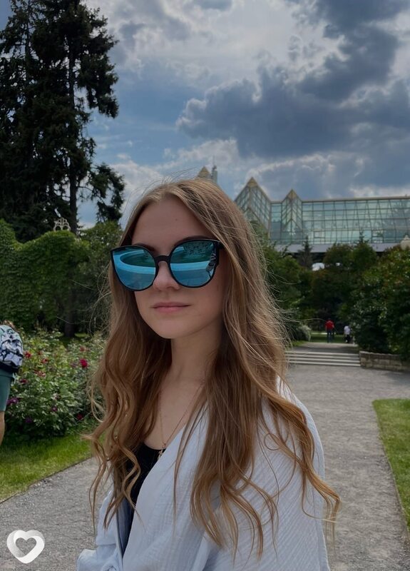 Настя, 23, Москве — анкета №1786144