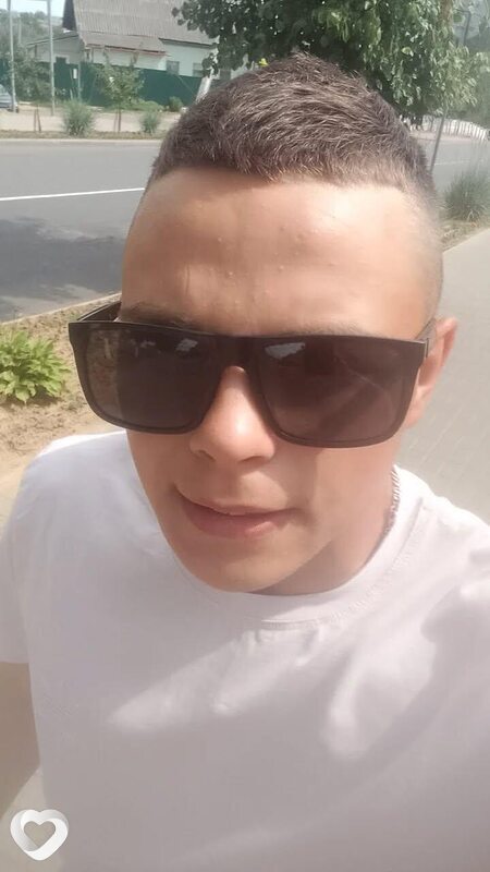 Кирилл, 22, Орше — анкета №1786474