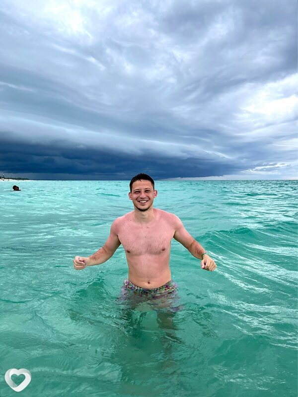 Антон, 27, Москве — анкета №1786209