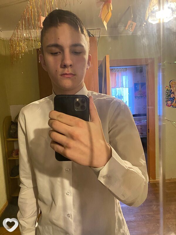Витя, 19, Якутске — анкета №1786562
