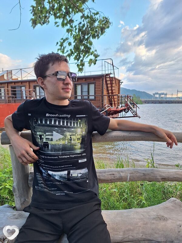 Антон, 24, Усть-Каменогорск — анкета №1787194