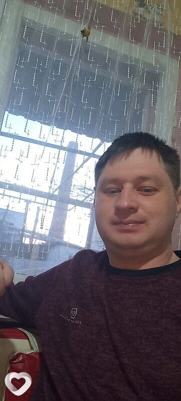 Макс, Пласт