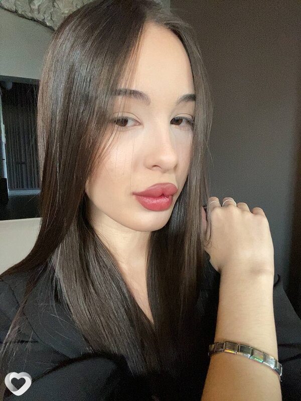 Анюта, 25, Москве — анкета №1787606