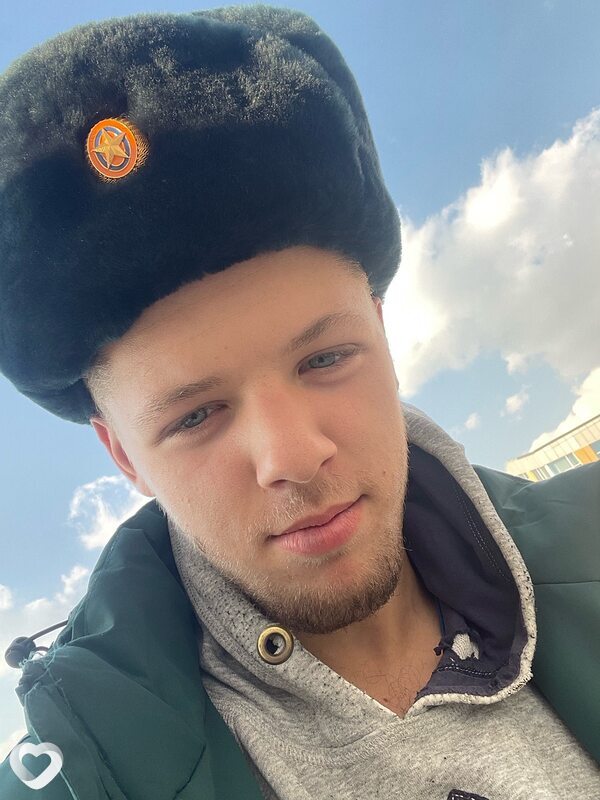 Миша, 20, Артеме — анкета №1788116