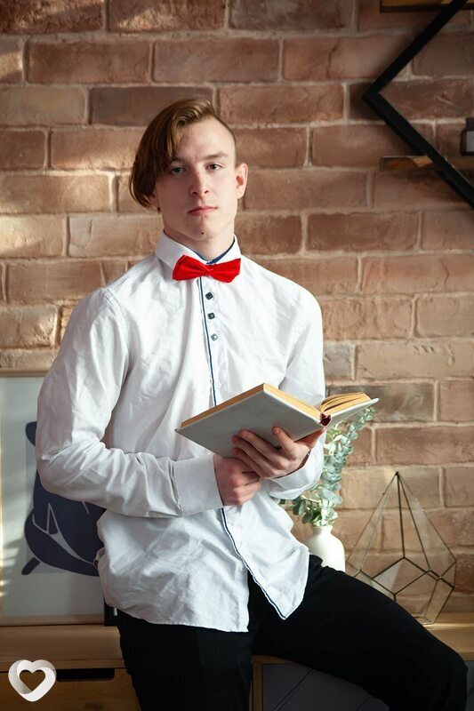 Александр, 19, Орёл — анкета №1790368