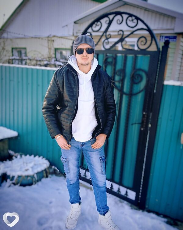 Санек, Эртиль