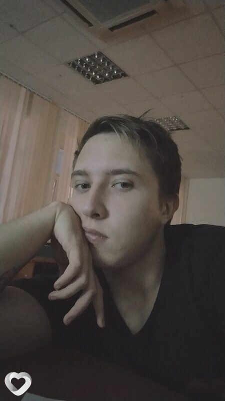 Максим, 21, Саратове — анкета №1792721