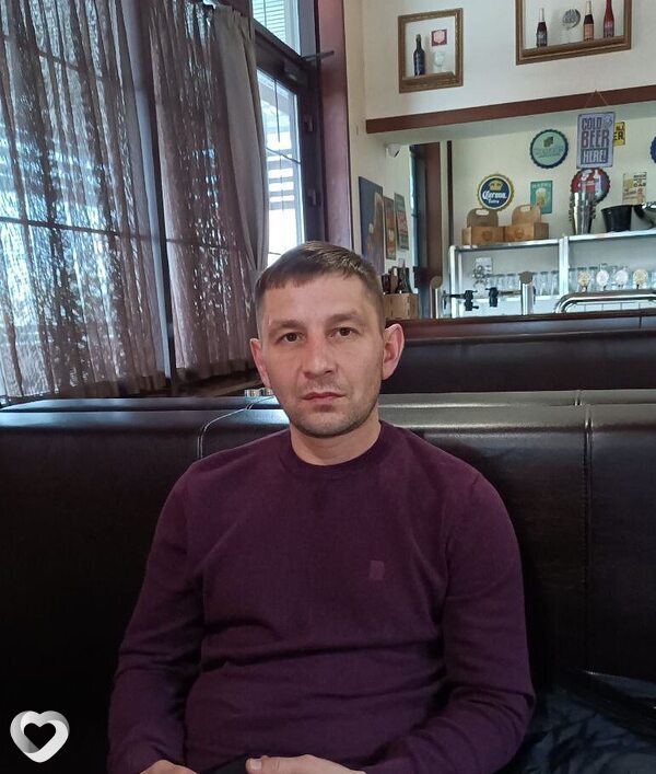 Максим, 37, Рубежном — анкета №1794423