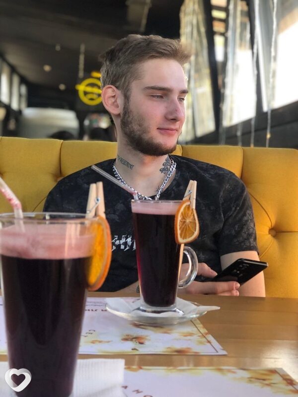 Михаил, 25, Джанкое — анкета №1794992