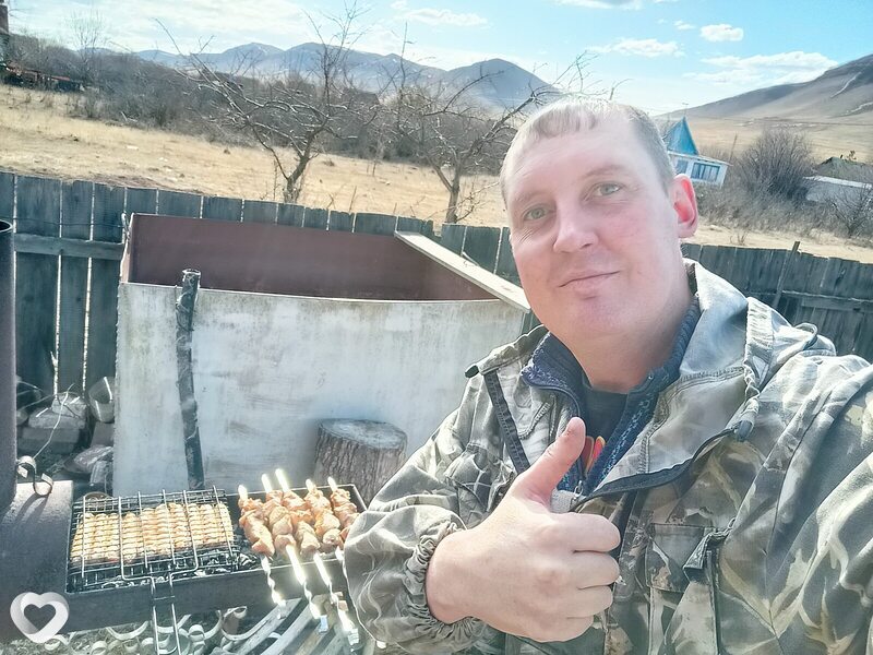 Максим, 40, Черногорске — анкета №1795105