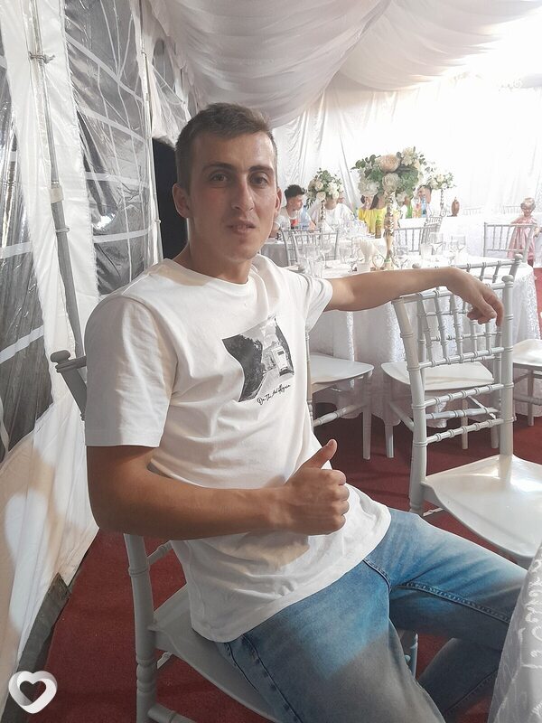 Valentin, Pitești