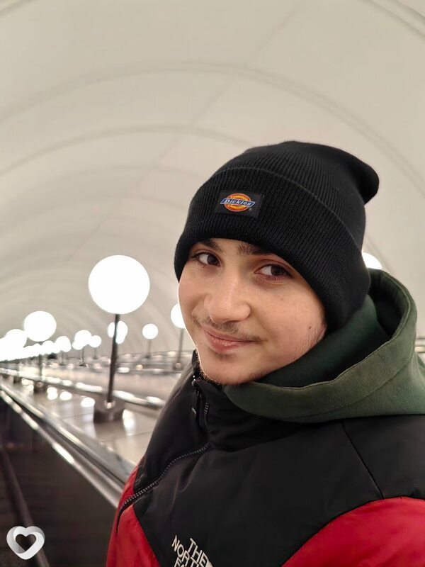 Эдуард, 21, Москве — анкета №1798449