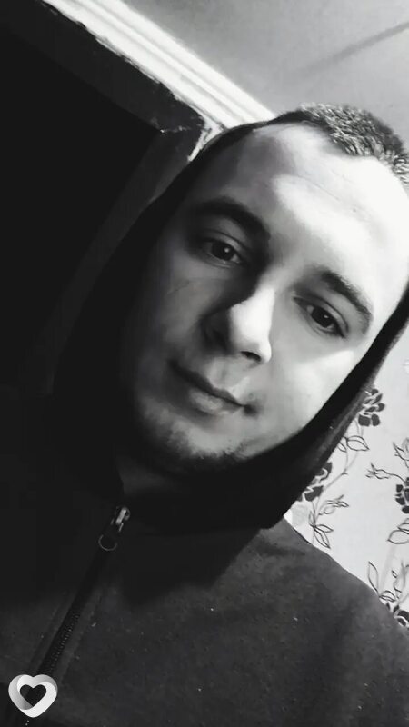 Денис, 24, Днепр — анкета №1798527
