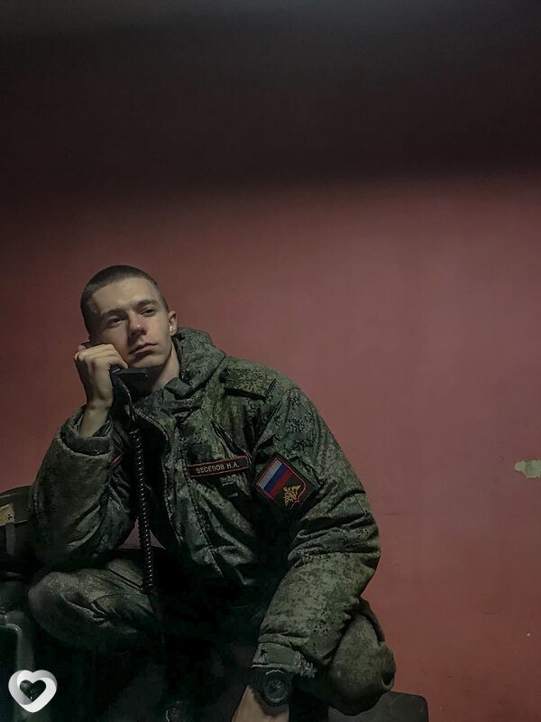 Никита, 22, Череповце — анкета №1799324