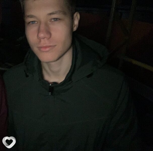 Ваня, 23, Благовещенске — анкета №1799398