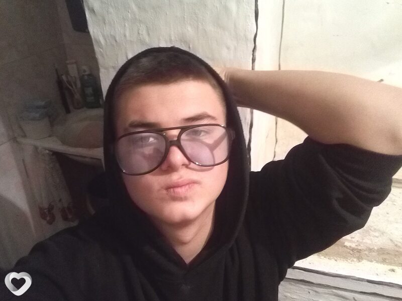 Илья, 20, Улан-Удэ — анкета №1800273