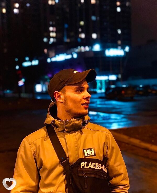 Артем, 25, Москве — анкета №1801341
