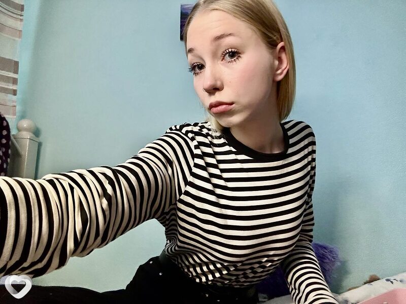 Аня, 24, Мариуполе — анкета №1801746