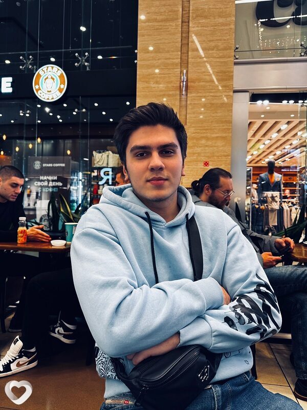 Вагиф, 21, Москве — анкета №1802094