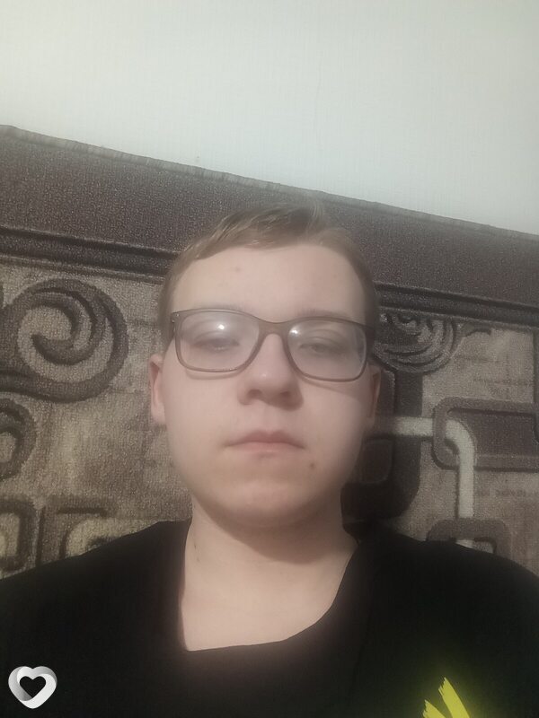 Дмитрий, 20, Перми — анкета №1802272