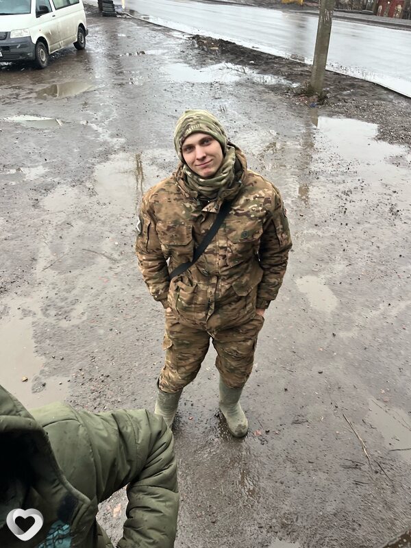 Дмитрий, 20, Свердловске — анкета №1802172