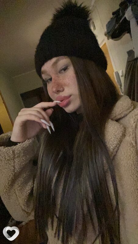 Белла, 20, Красноярске — анкета №1803078