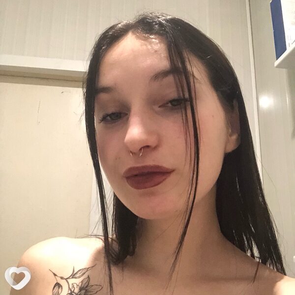Валерия, 19, Артеме — анкета №1803347