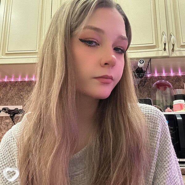Полина, 23, Южноуральске — анкета №1803192