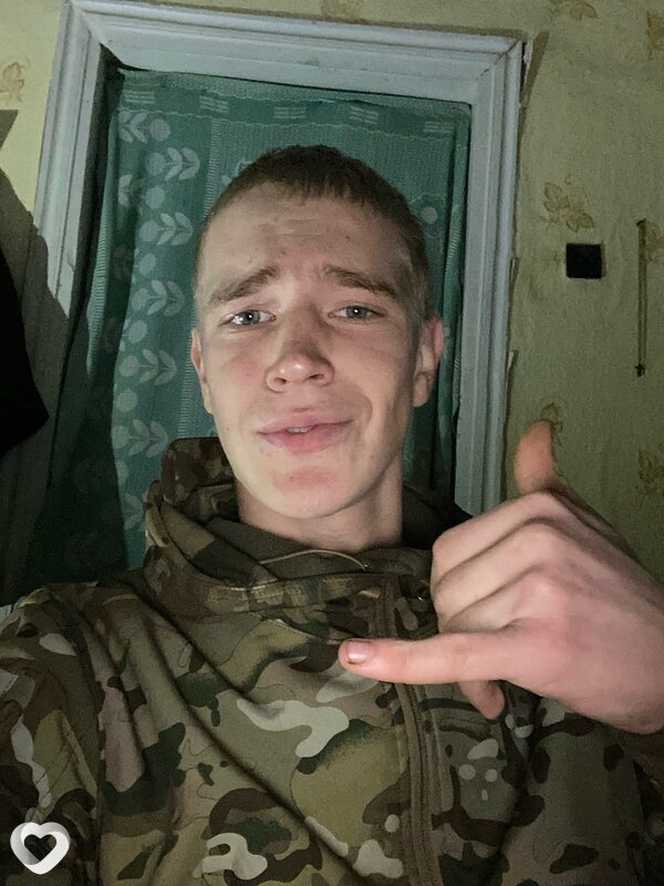 Николай, 21, Мариуполе — анкета №1803613