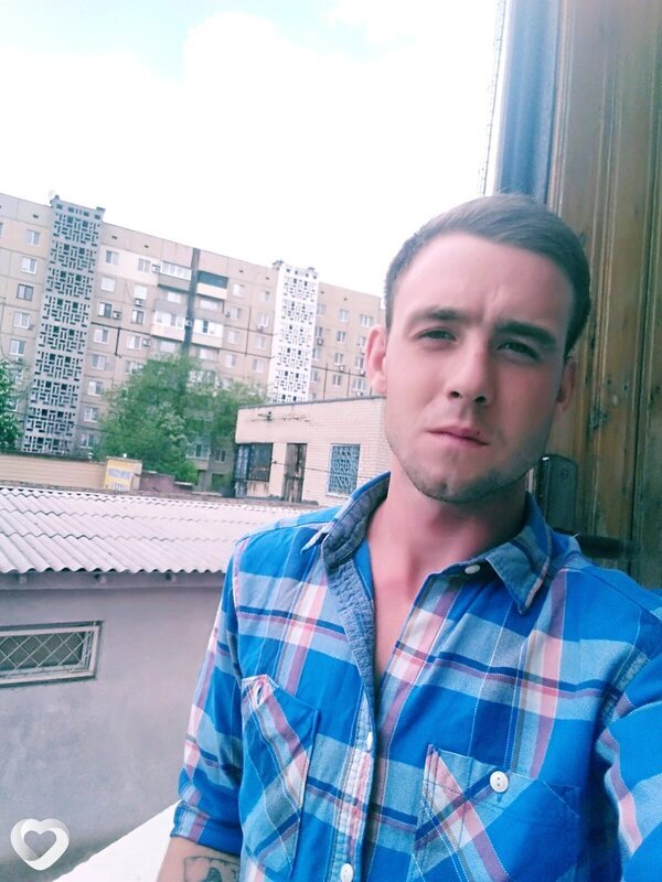 Иван, 27, Донецке — анкета №1803378