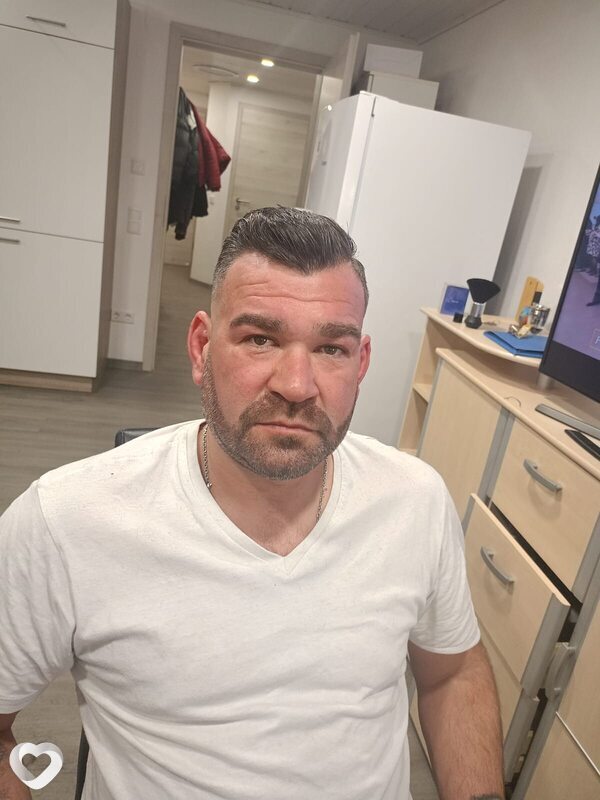 Claudiuioiont, 40, Берлине — анкета №1803743