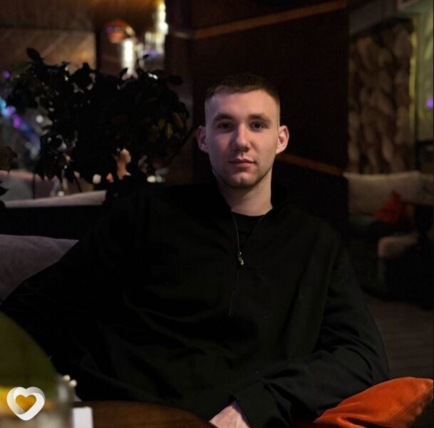 Богдан, 25, Москве — анкета №1804112