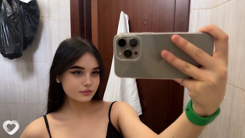 Милана, 19, Геленджике — анкета №1805450