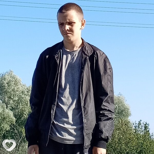 Сомов, 19, Светлогорске — анкета №1805683