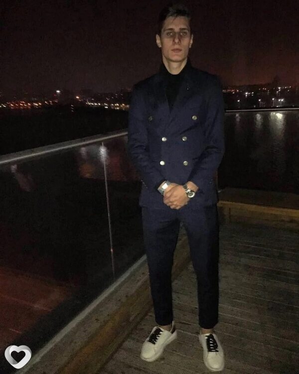 Александр, 27, Екатеринбурге — анкета №1806365